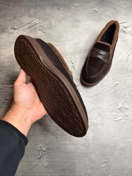 Лофери чоловічі замшеві чорні осінь/зим 2503/29 brown хутро nix | Стильні чорні чоловічі замшеві туфлі лофери 2503/29 brown хутро nix фото